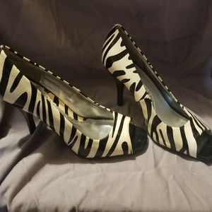 Zebra heels 6.5